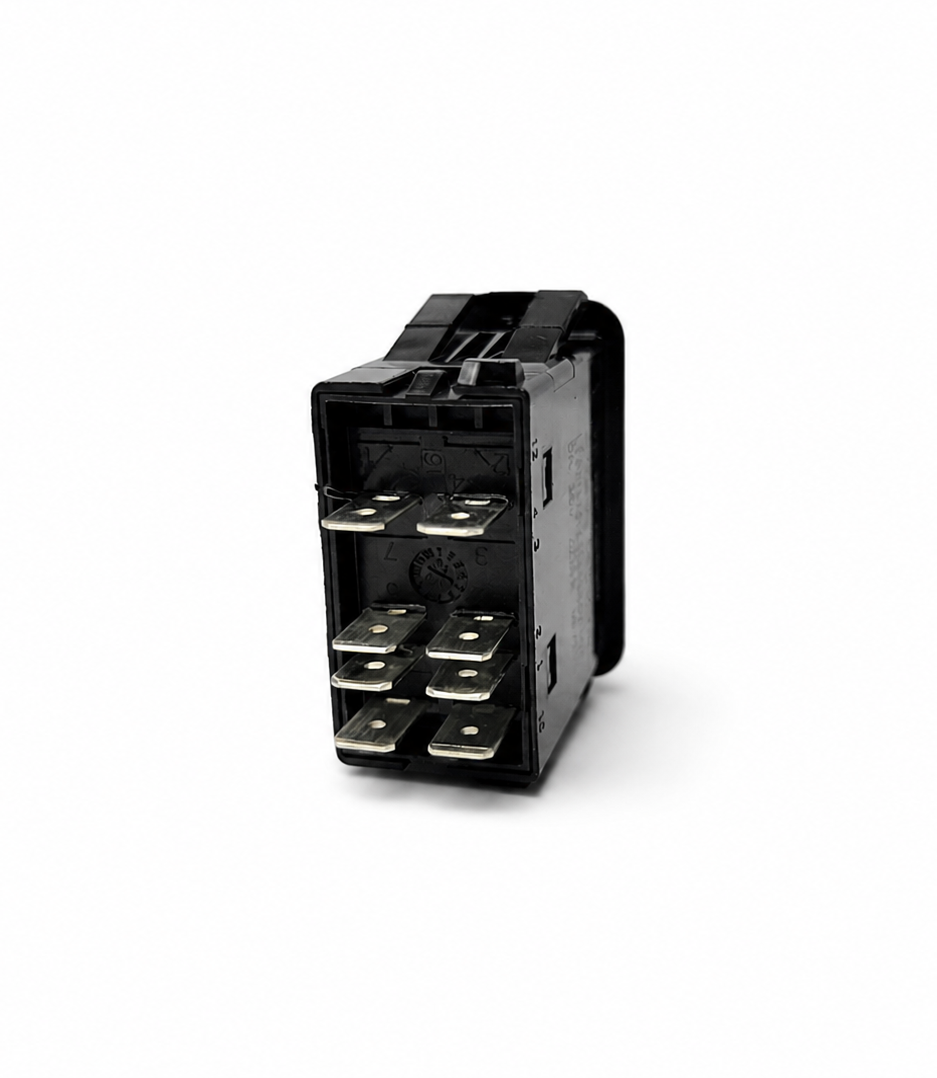Rocker switch MOM/OFF/MOM B | Part 398506 | Fits Tennant 5700 (serial numbers 17946 and up)